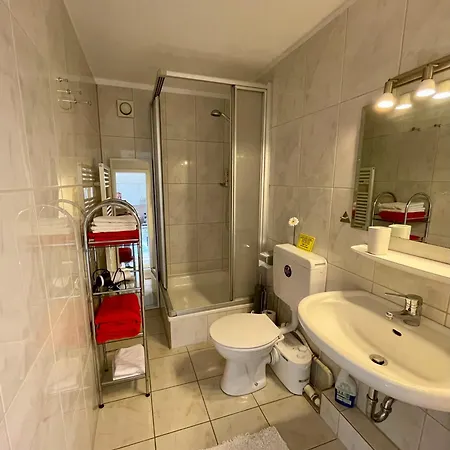 Altona Apartment